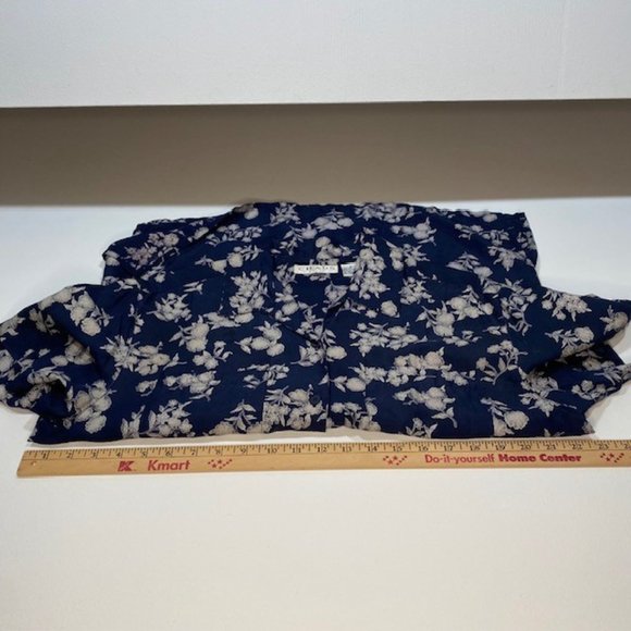 Chaus New York Women’s Blouse Size 6 Floral Casual Button Up Short Sleeve Blouse - Picture 4 of 8